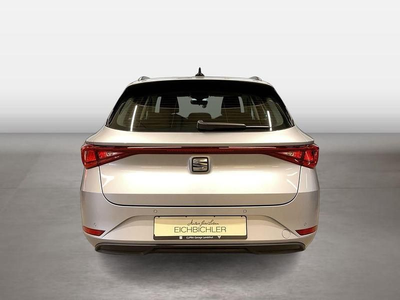 Gebraucht Seat Leon Style 150 PS (110 kW) 2024 Silber Limousine