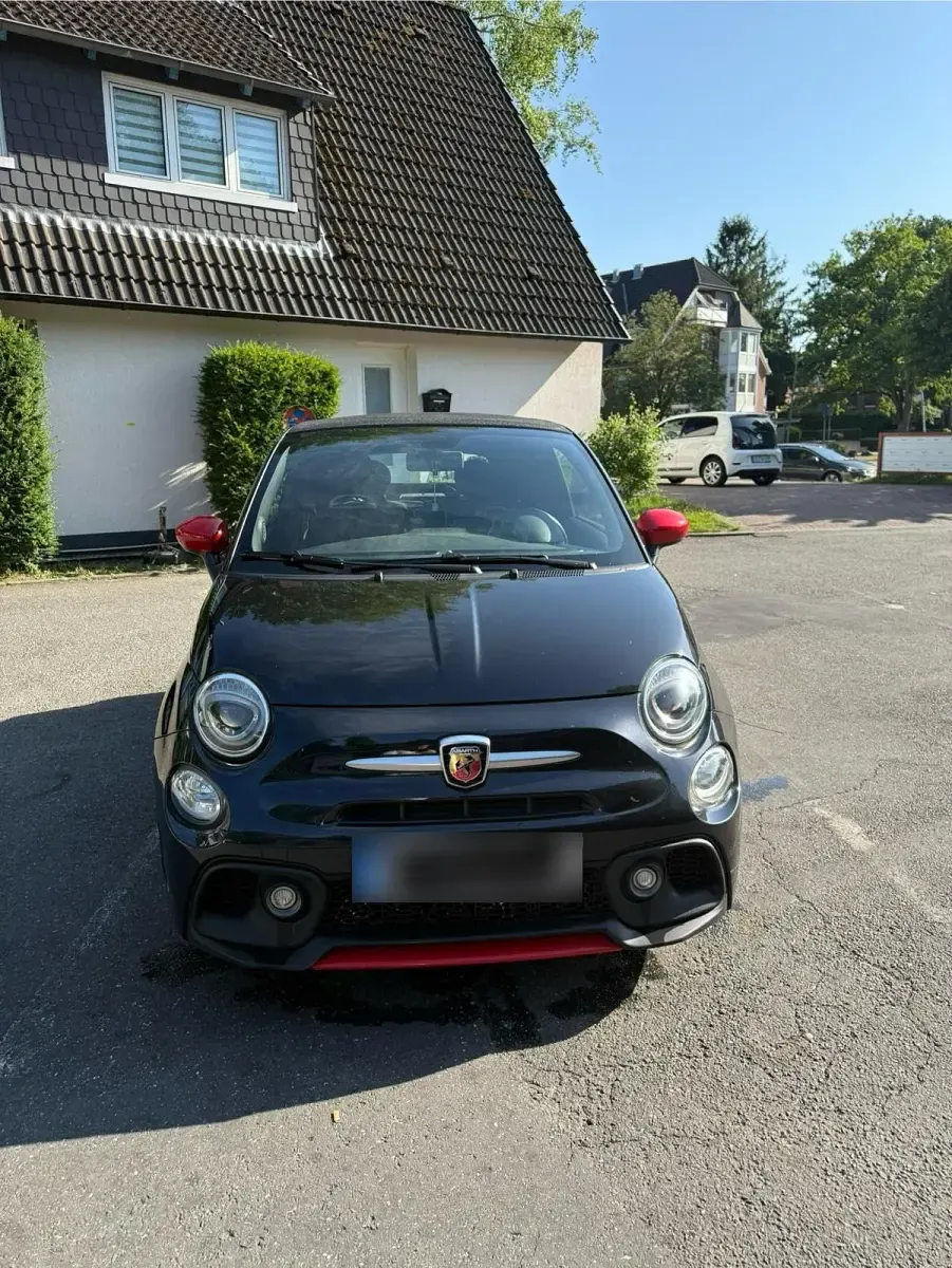 Gebraucht Abarth 595C 145 PS (106 kW) 2018 Schwarz Cabrio