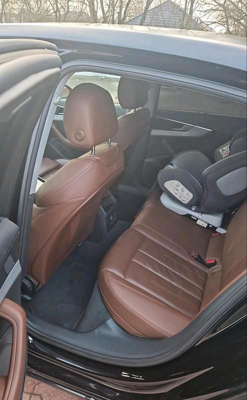Gebraucht Audi A4 190 PS (139 kW) 2019 Schwarz Limousine