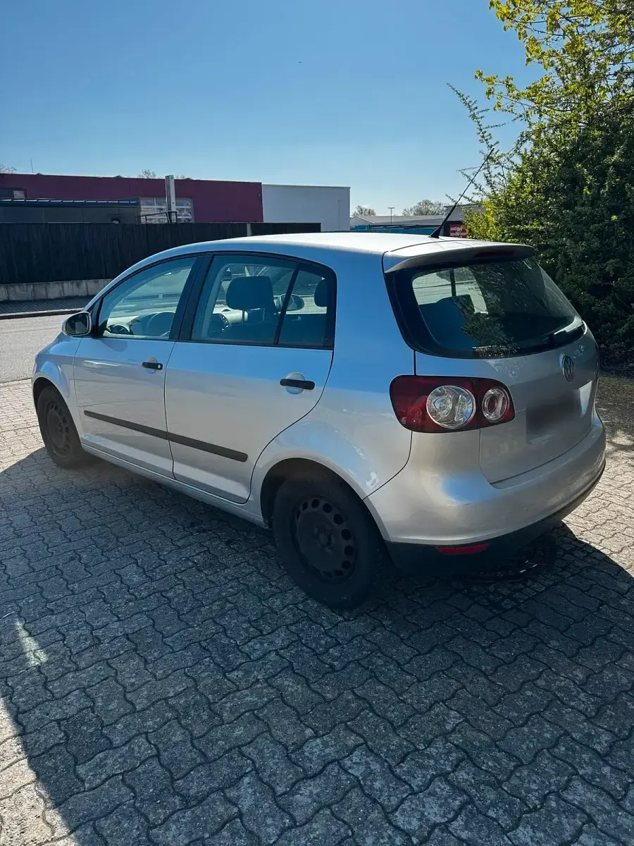 Gebraucht VW Golf IV 75 PS (55 kW) 2005 Silber Kleinwagen
