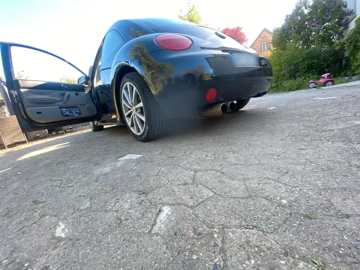 Usata VW Beetle 116 CV (85 kW) 2006 Nero Utilitaria