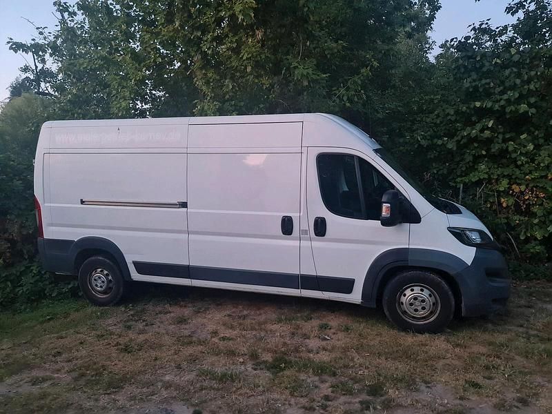 Weiß Gebraucht 2015 Peugeot Boxer Van | 8.900 € (Guter Preis) - Bild 1/4