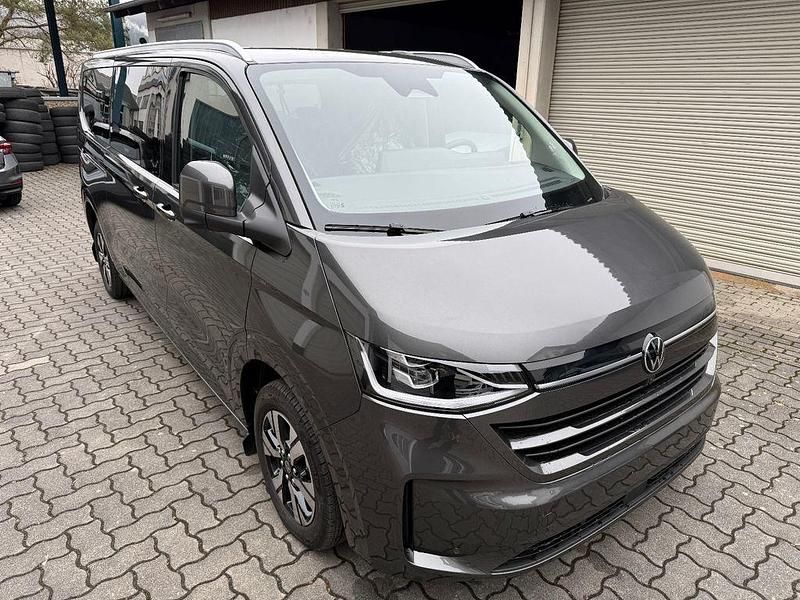 Neu VW T7 Style 150 PS (110 kW) 2026 Grau Van