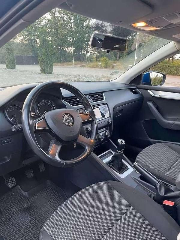 Gebraucht Skoda Octavia Elegance 105 PS (77 kW) 2014 Kombi
