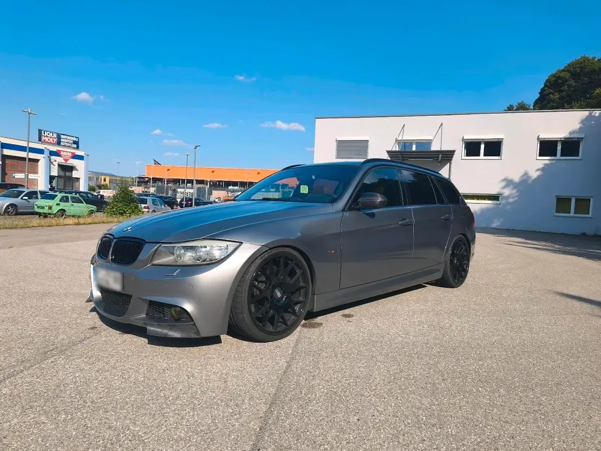 Gebraucht BMW 335 M Performance 520 PS (382 kW) 2011 Grau Kombi
