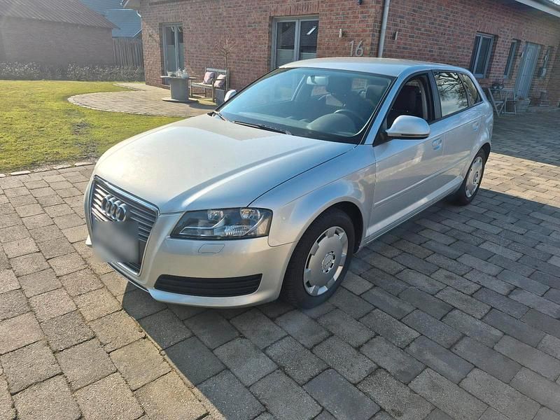 Gebraucht Audi A3 101 PS (74 kW) 2009 Silber Kleinwagen