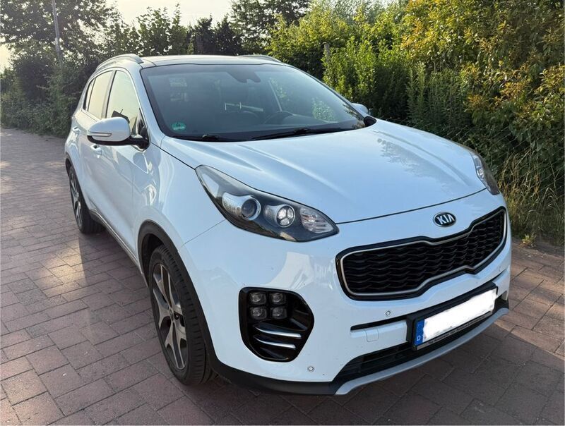 Weiß Gebraucht 2017 Kia Sportage GT-Line SUV | 18.500 € (Fairer Preis) - Bild 1/4