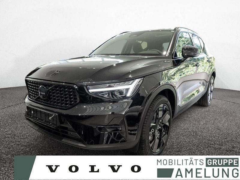 Schwarz Neu 2025 Volvo XC40 Plus SUV | 53.750 € - Bild 1/4