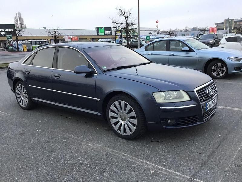 Gebraucht Audi A8 232 PS (170 kW) 2005 Blau Limousine