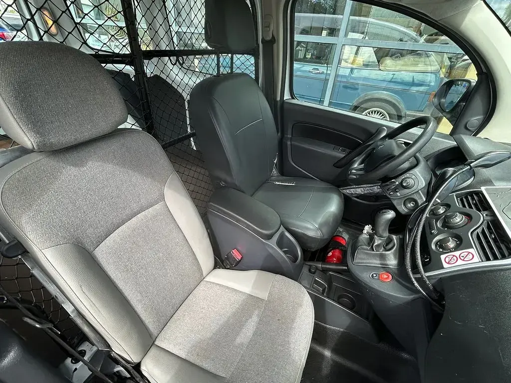 Gebraucht Renault Kangoo 90 PS (66 kW) 2019 Weiß Van / Kleinbus