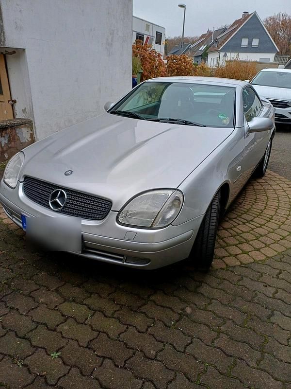 Silber Gebraucht 1999 Mercedes SLK230 Cabrio | 8.000 € (Teuer) - Bild 1/4