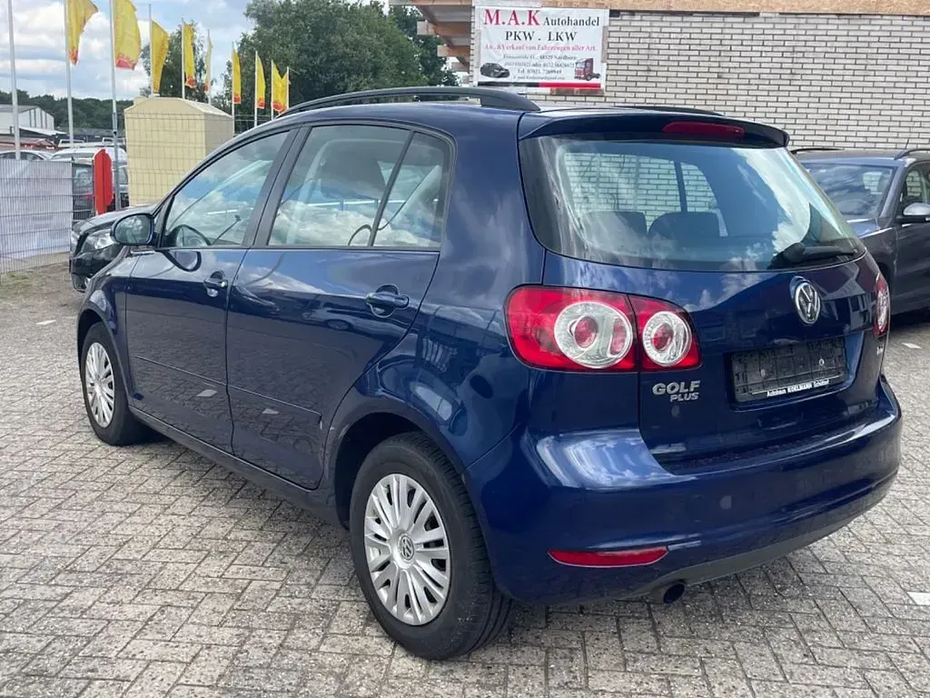 Gebraucht VW Golf Plus Cross Trendline 105 PS (77 kW) 2010 Blau Limousine