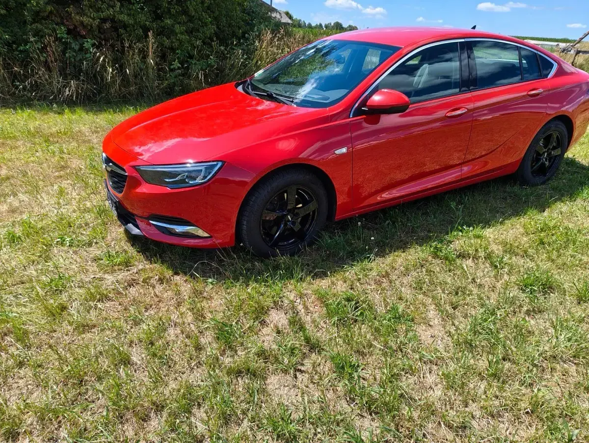 Gebraucht Opel Insignia Innovation 170 PS (125 kW) 2018 Rot Limousine