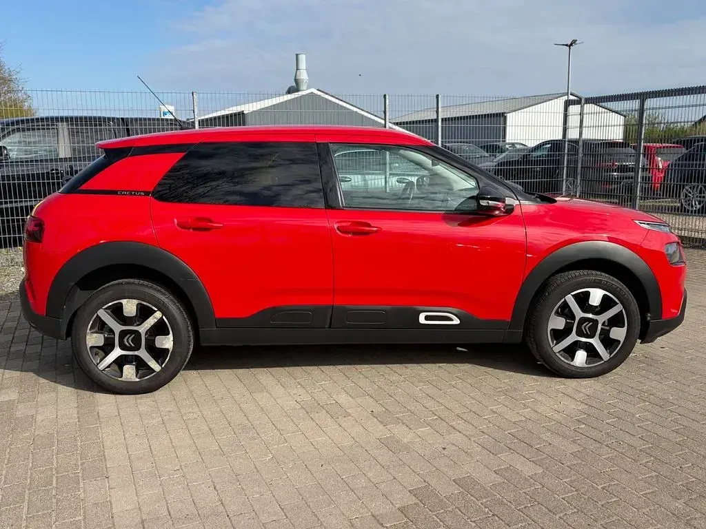Second-hand Citroën C4 Shine 110 CP (80 kW) 2019 Roșu Berlinǎ