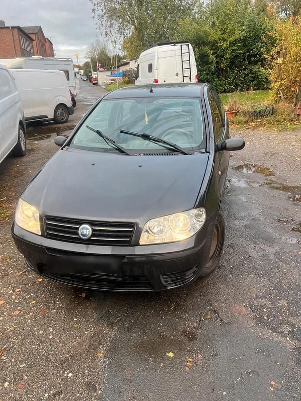 Grau Gebraucht 2005 Fiat Punto Kleinwagen | 349 € (Superpreis) - Bild 1/4