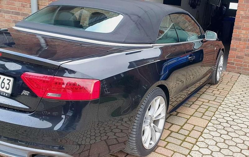 Schwarz Gebraucht 2012 Audi S5 Cabriolet Cabrio | 26.900 € - Bild 1/4