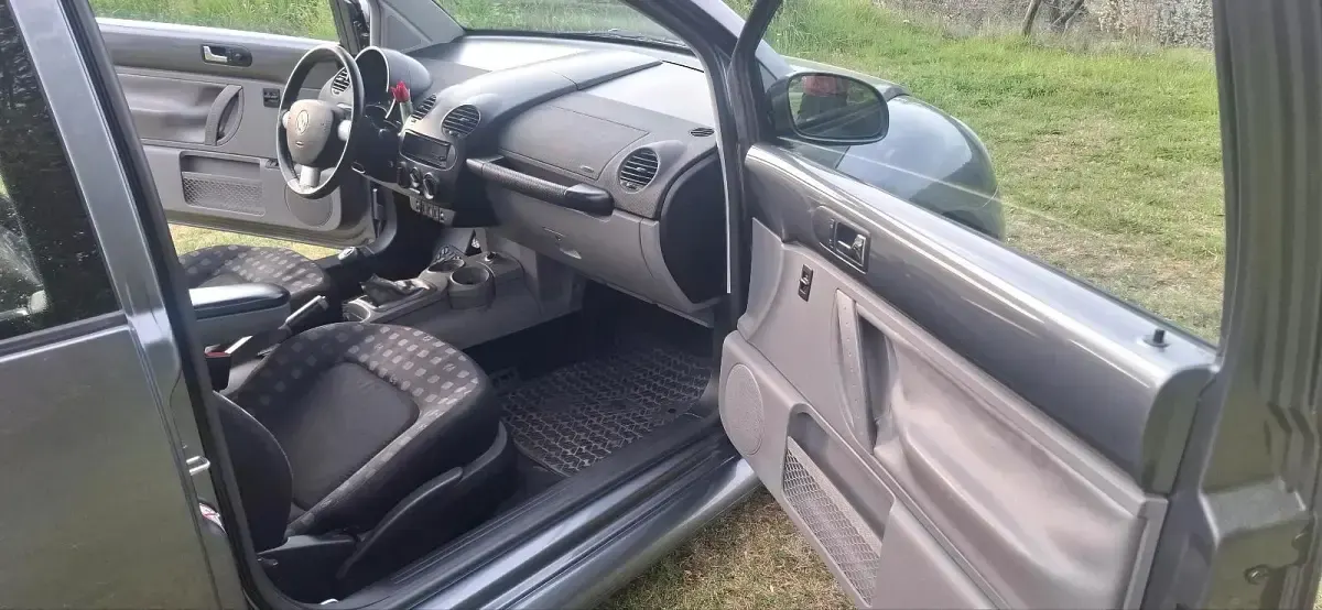 Gebraucht VW New Beetle 90 PS (66 kW) 2002 Kleinwagen