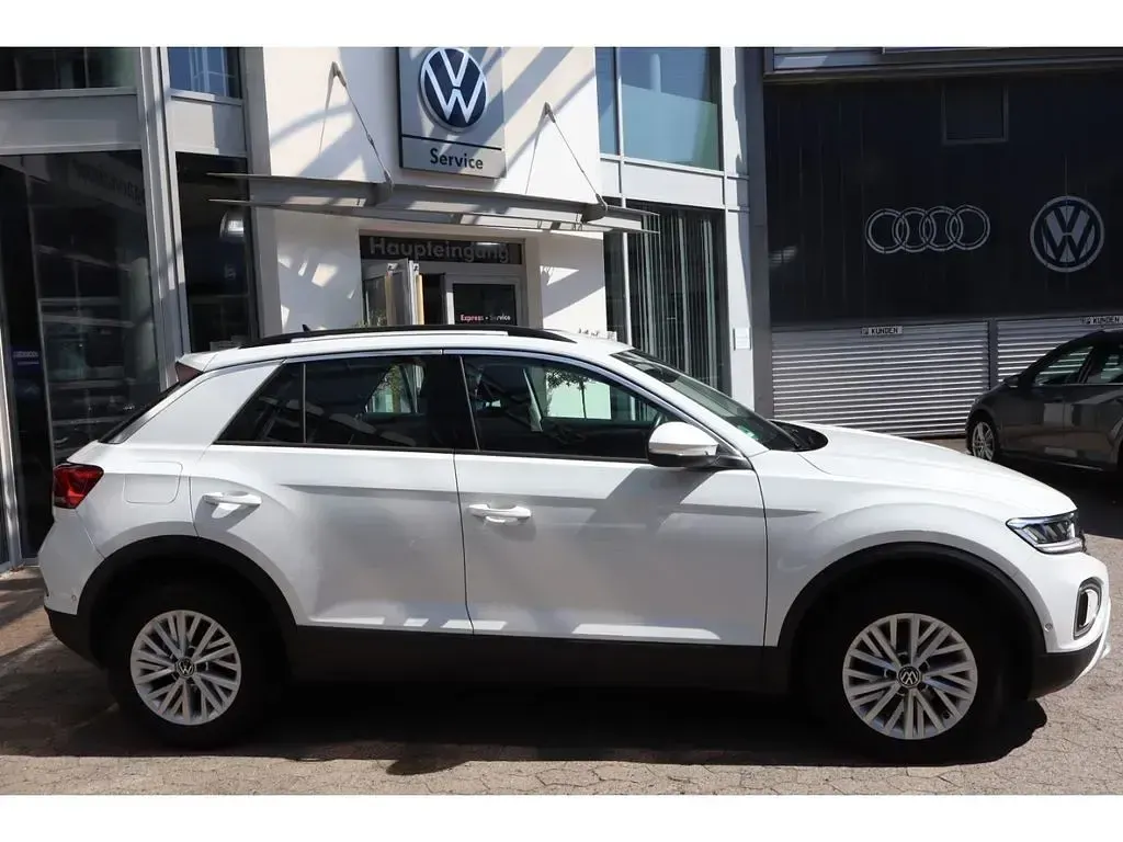 Usata VW T-Roc Life 150 CV (110 kW) 2023 Bianco SUV