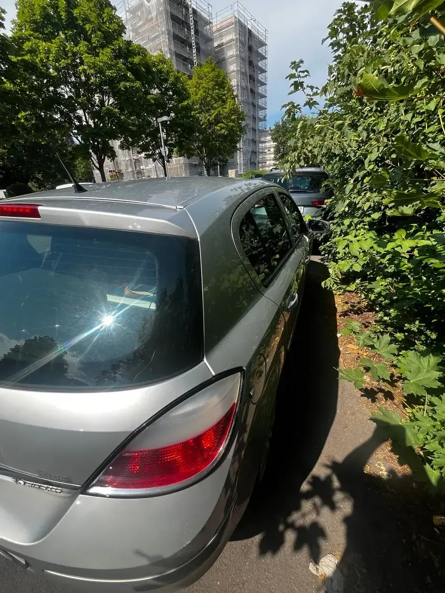 Gebraucht Opel Astra 105 PS (77 kW) 2004 Grau Kleinwagen