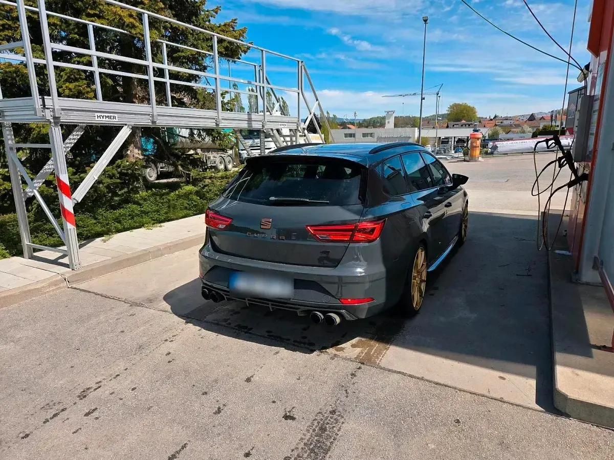 Gebraucht Cupra Leon 310 PS (228 kW) 2019 Grau Kombi