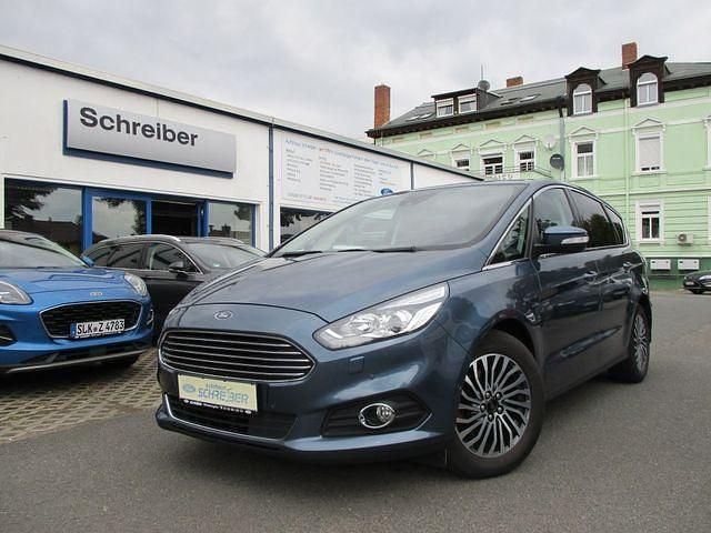 Blue metallic (metallic) Gebraucht 2019 Ford S-MAX Titanium Van / Kleinbus | 25.450 € (Fairer Preis) - Bild 1/1