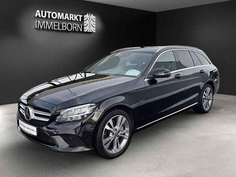 Gebraucht Mercedes C300e 320 PS (235 kW) 2021 Schwarz Kombi