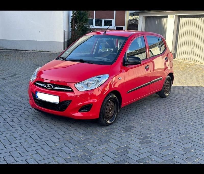 Rot Gebraucht 2012 Hyundai i10 Kleinwagen | 2.450 € (Guter Preis) - Bild 1/4