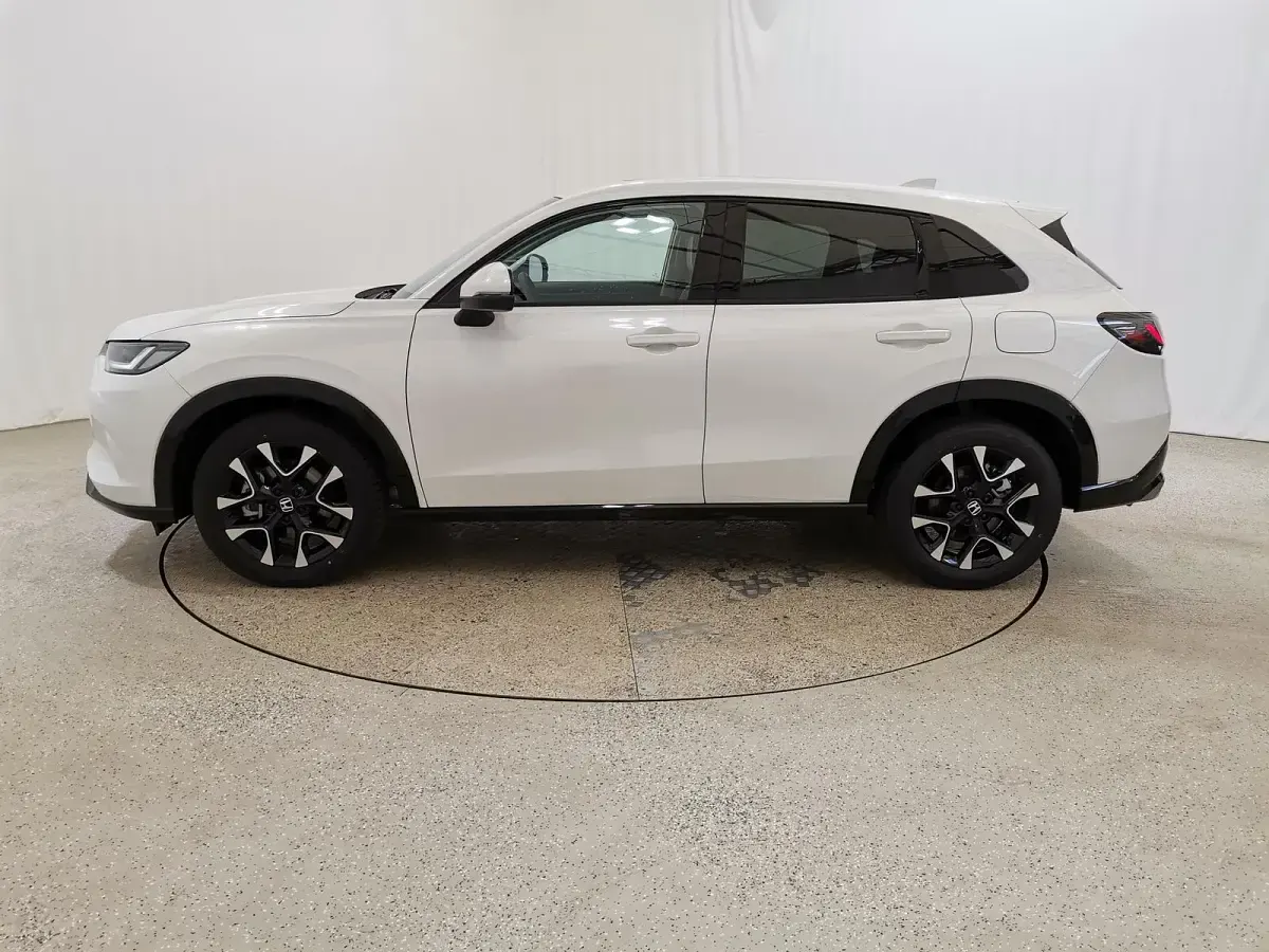 Neu Honda ZR-V Advance 184 PS (135 kW) 2025 Platinum white SUV