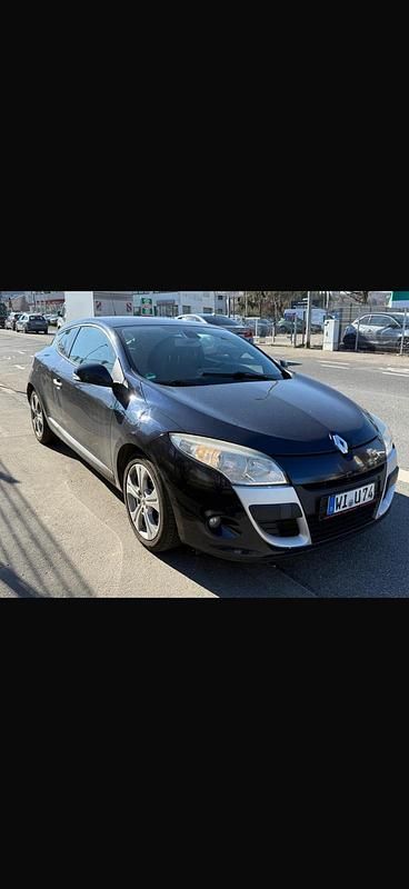 Blau Gebraucht 2009 Renault Mégane Coupé Coupé | 1.999 € (Guter Preis) - Bild 1/4