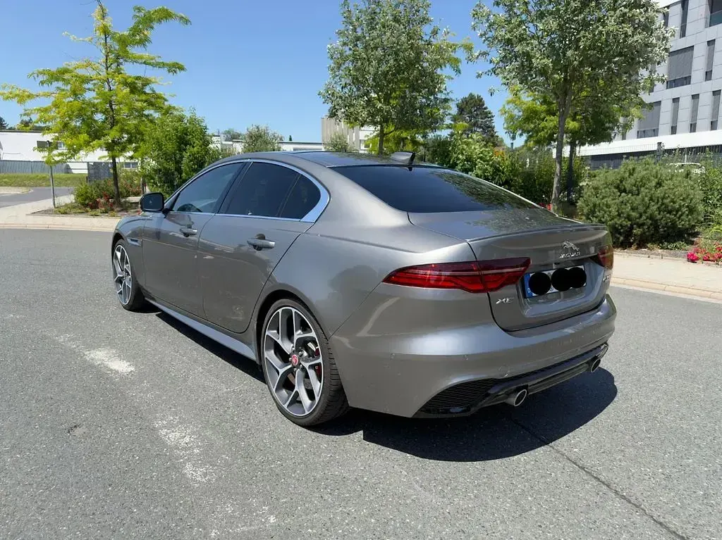 Gebraucht Jaguar XE R-Dynamic 300 PS (220 kW) 2020 Grau Limousine
