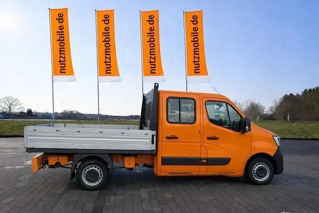 Second-hand Renault Master 2020 Portocaliu Monovolum