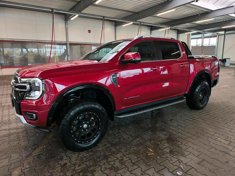 Gebraucht Ford Ranger Platinum 240 PS (176 kW) 2024 Rot Abholung