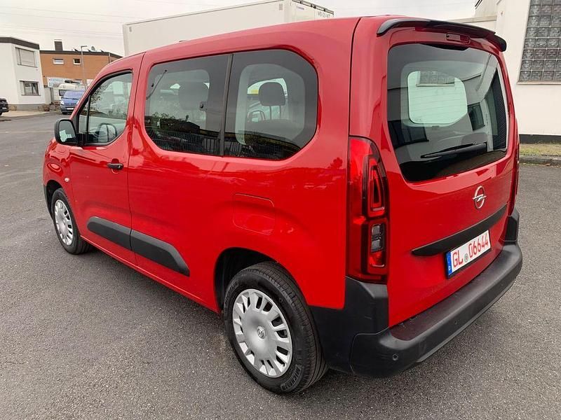 Gebraucht Opel Combo Life 110 PS (80 kW) 2022 Rot Kombi