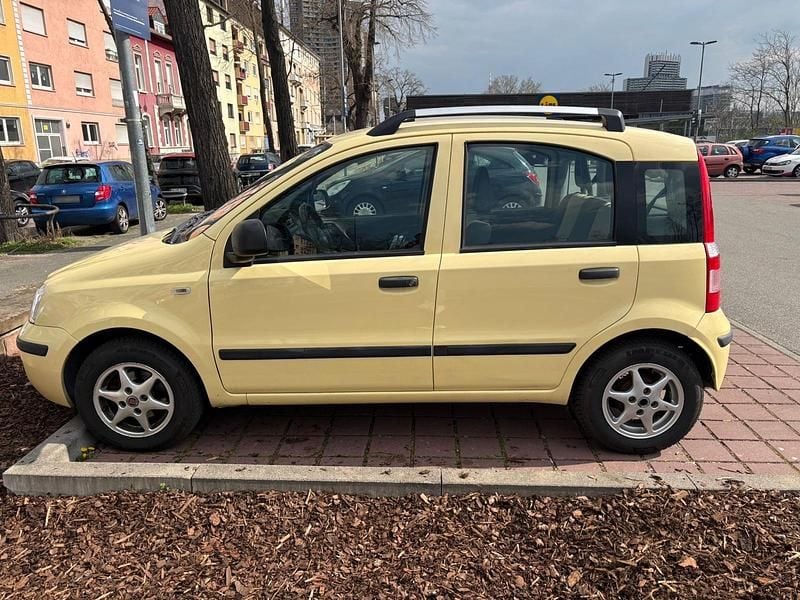 Gebraucht Fiat Panda 69 PS (50 kW) 2012 Gelb Kleinwagen