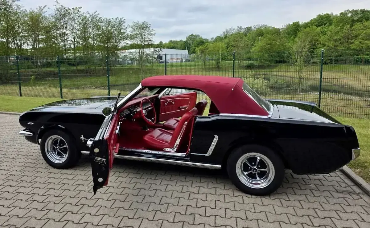 Gebraucht Ford Mustang 190 PS (139 kW) 1965 Schwarz Cabrio
