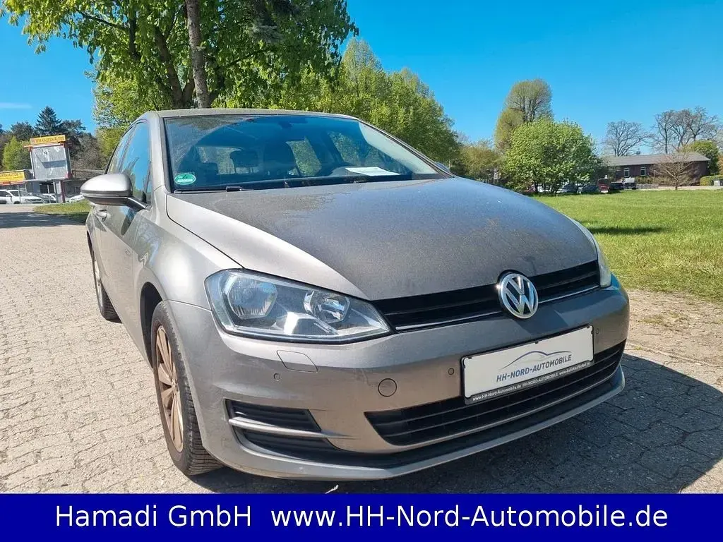 Second-hand VW Golf VII Trendline 110 CP (80 kW) 2015 Gri Berlinǎ