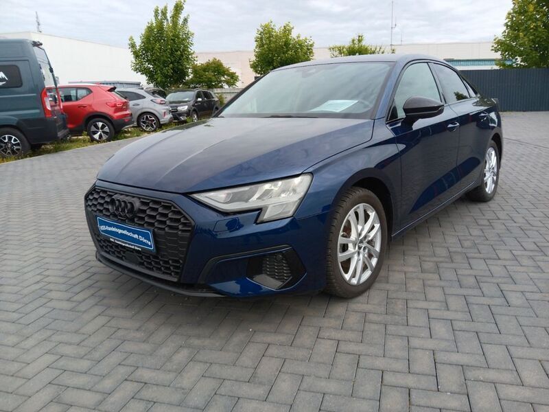 Blau Gebraucht 2023 Audi A3 Advanced Limousine | 24.990 € (Guter Preis) - Bild 1/4