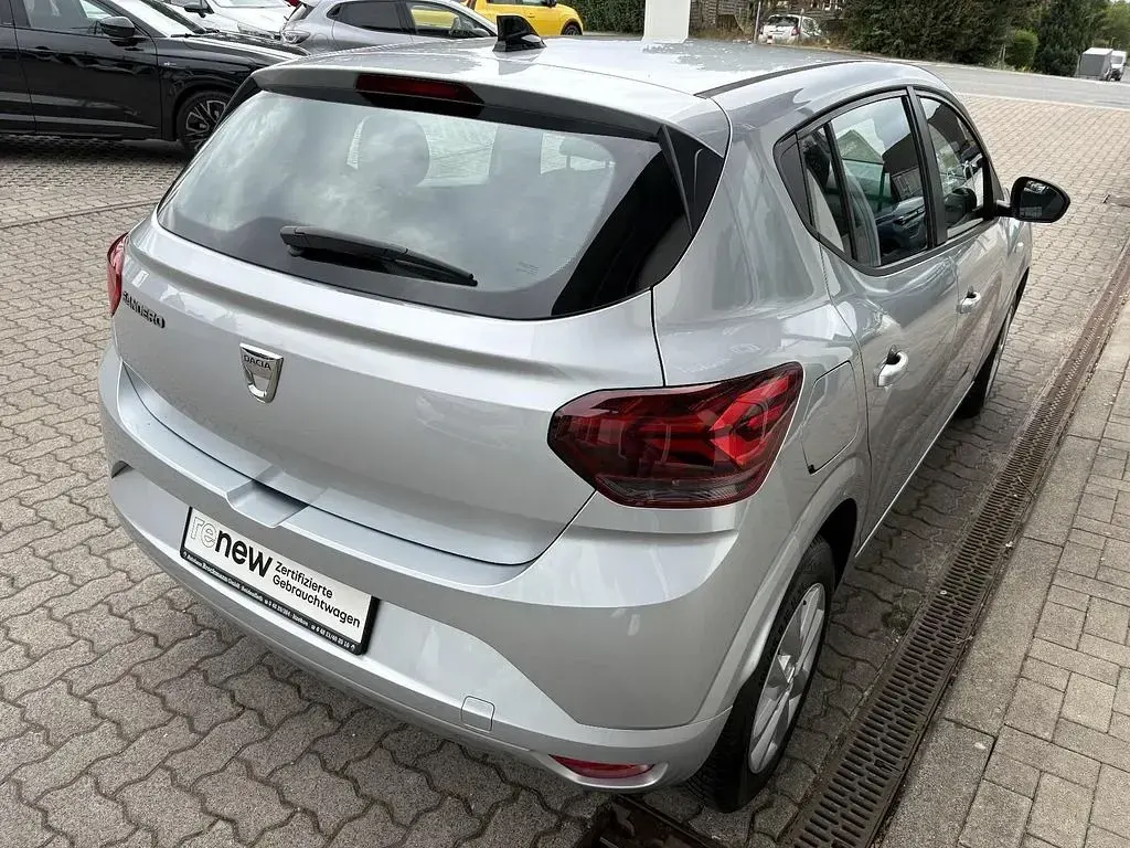 Gebraucht Dacia Sandero Comfort 91 PS (66 kW) 2022 Grau Limousine