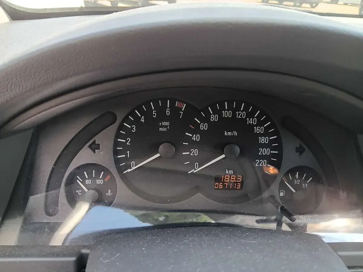 Gebraucht Opel Meriva Enjoy 87 PS (63 kW) 2004 Van / Kleinbus