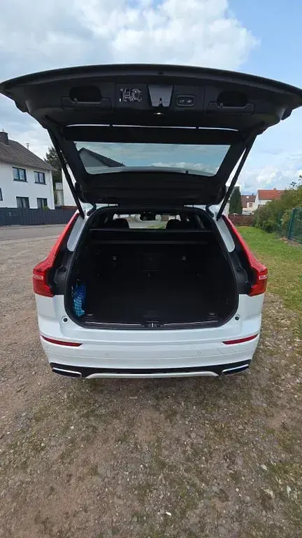 Gebraucht Volvo XC60 R-Design 392 PS (288 kW) 2019 Weiß SUV
