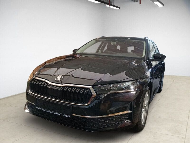 Schwarz Gebraucht 2022 Skoda Octavia Selection Kombi | 34.960 € (Teuer) - Bild 1/4