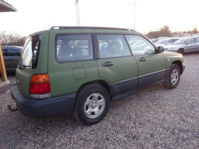 Gebraucht Subaru Forester 122 PS (89 kW) 1998 Grau SUV