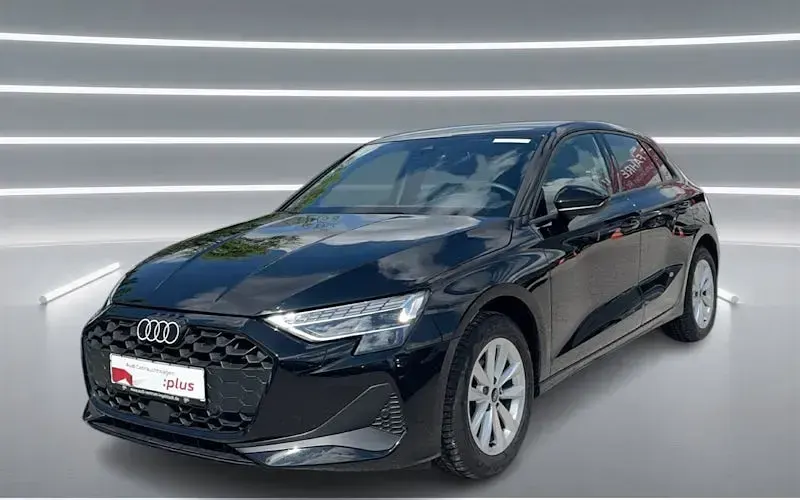 Gebraucht Audi A3 Ambiente 116 PS (85 kW) 2025 Limousine