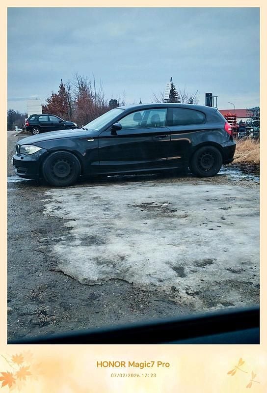 Gebraucht BMW 118 Coupé Sport Line 143 PS (105 kW) 2008 Schwarz Coupé