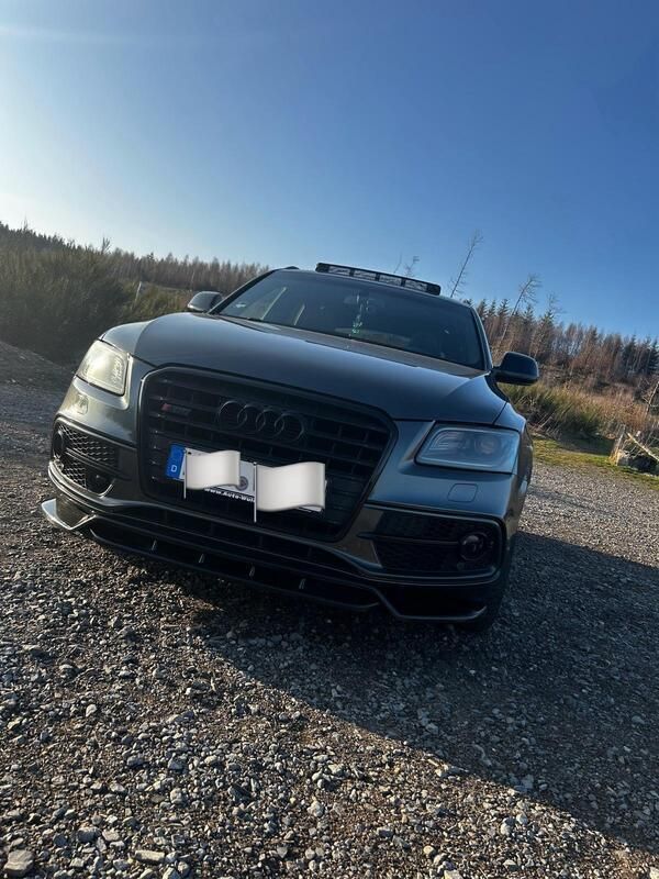 Grau Gebraucht 2017 Audi SQ5 SUV | 29.500 € (Fairer Preis) - Bild 1/4
