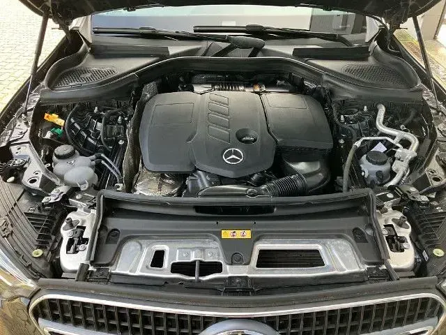 Gebraucht Mercedes GLC300de 333 PS (244 kW) 2023
