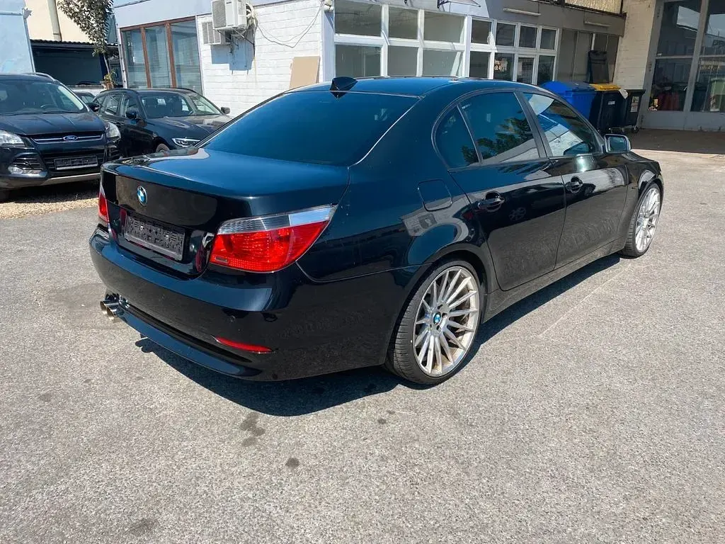 Gebraucht BMW 545 Sport Line 333 PS (244 kW) 2004 Schwarz Limousine