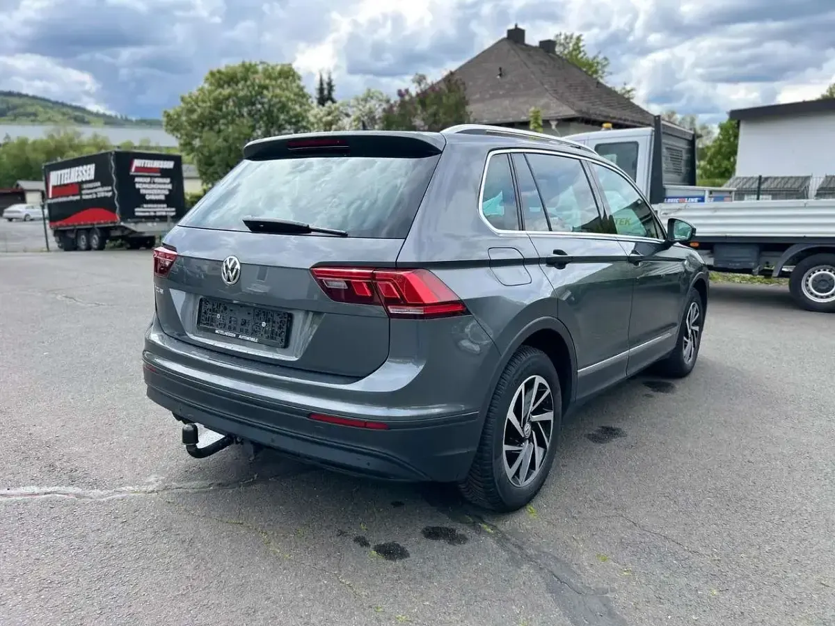 Gebraucht VW Tiguan Join 116 PS (85 kW) 2018 Grau SUV