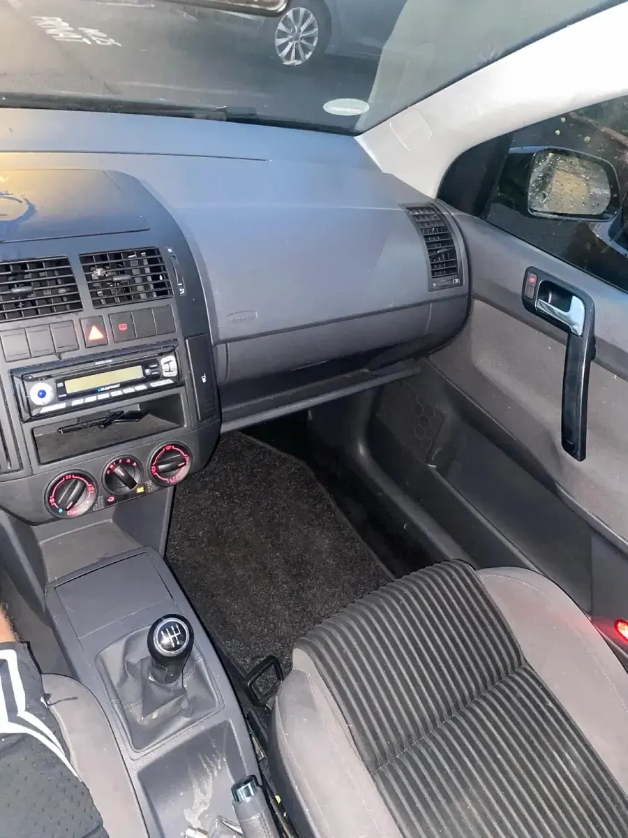 Gebraucht VW Polo 90 PS (66 kW) 2006 Schwarz Kleinwagen