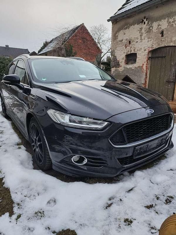 Gebraucht Ford Mondeo Titanium 209 PS (153 kW) 2016 Kombi